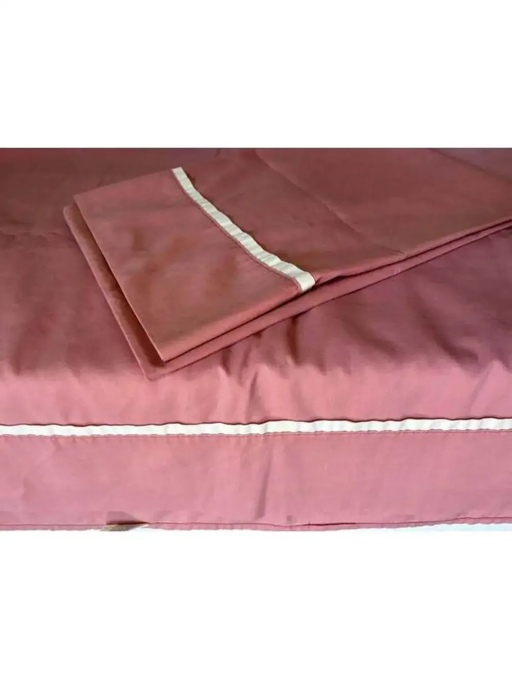 Dusty Rose Bed Sheet and Pillowcase Set